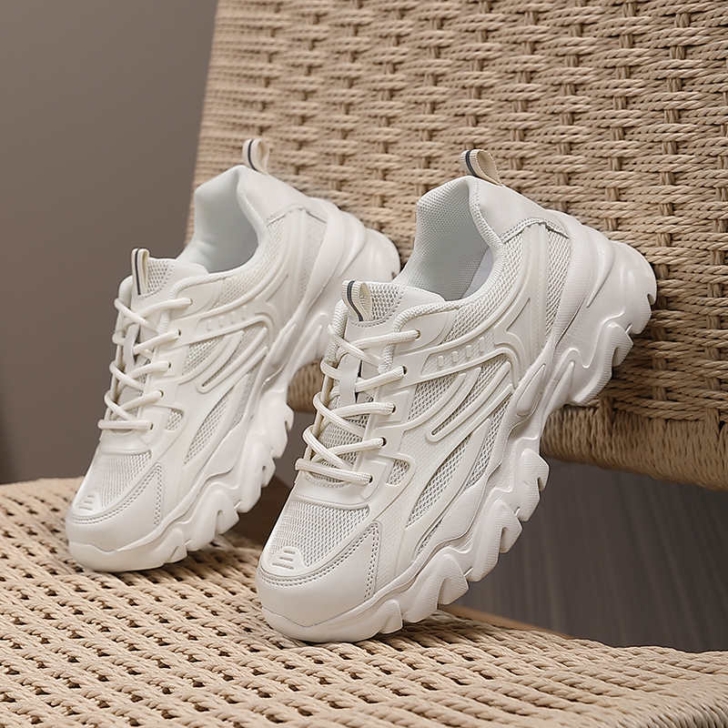 รองเท้าผ้าใบผู้หญิง Platform P - Luxury Lifestyle Brand บทวิจารณ์และราคา