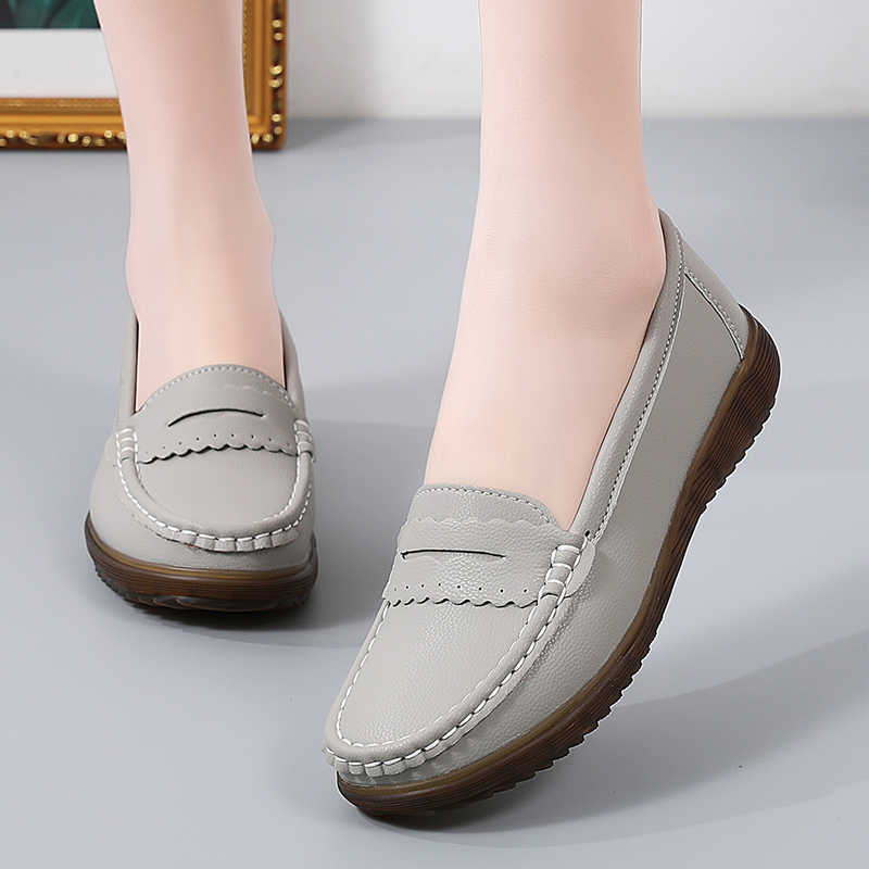 รองเท้าผ้าใบสีแดงแบบยาวถึงข้อเ - Luxury Lifestyle Brand บทวิจารณ์และราคา